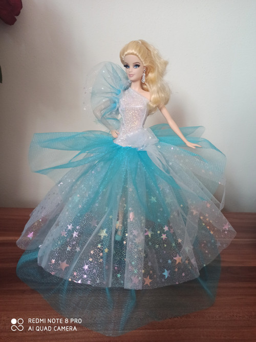 Šaty pro Barbie — foto 1
