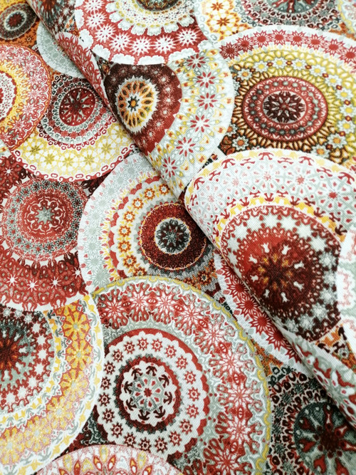 Dekorační látka LONETA mandala v červené 070028