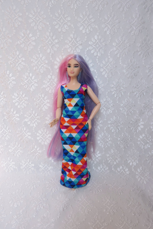 Společenské šaty pro Barbie - baculka — foto 1