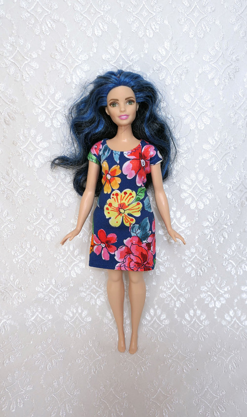 Barbie baculka - šaty — foto 1