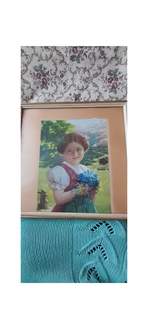 Dívka s kyticí — foto 1