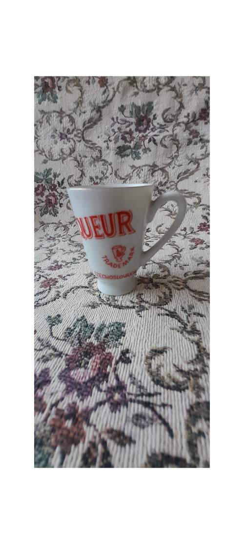 Becher — foto 1