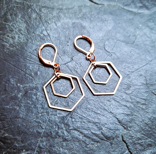 Ocelové náušnice*hexagony*rosegold — foto 1