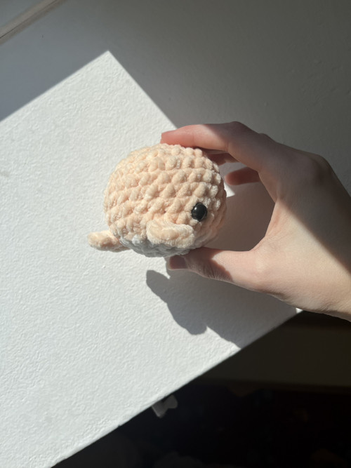 Háčkovaný plyšák - mini velrybka — foto 1