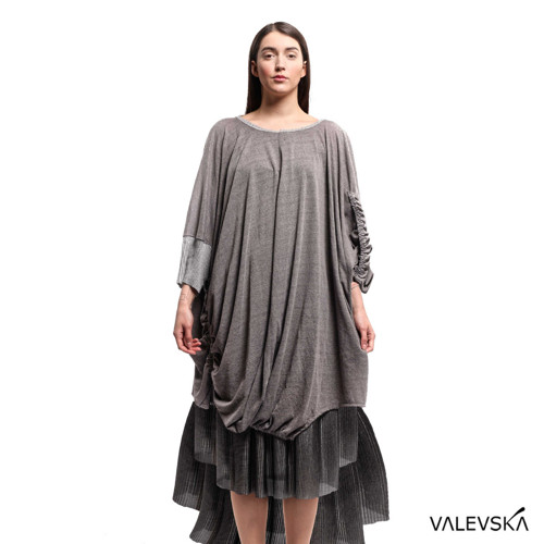 ART, oversize triko