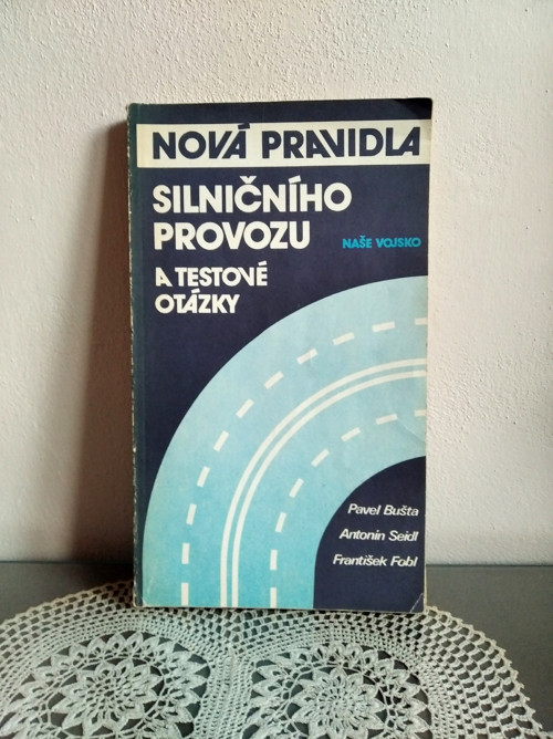Nová pravidla silničního provozu 1990