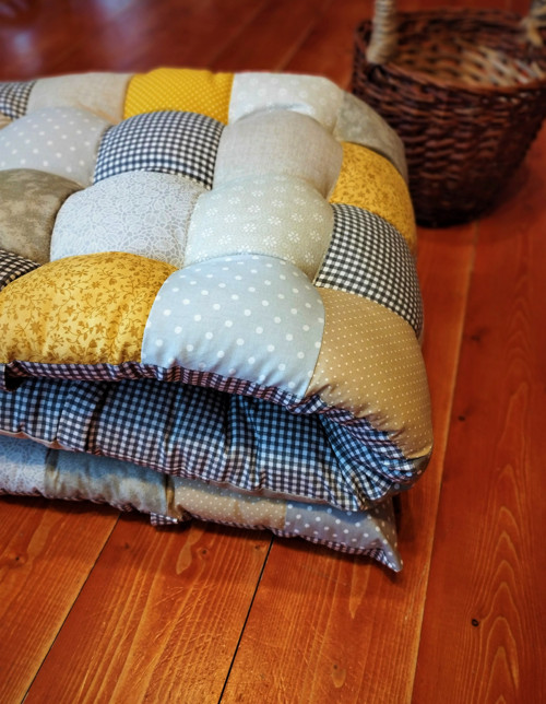 Sedák na lavici, patchwork, šití na míru