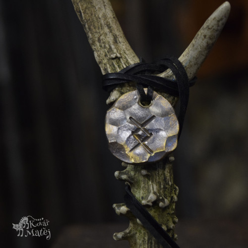 Runový amulet Inguz