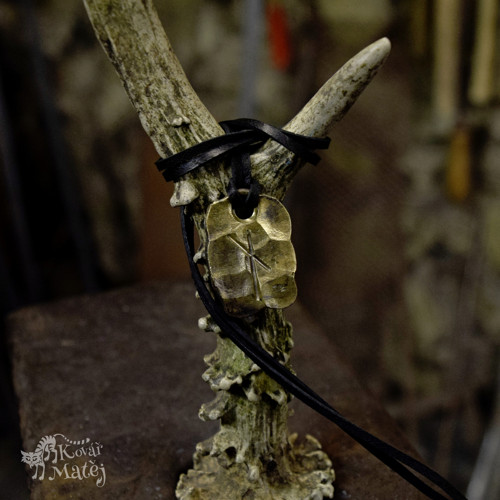 Runový amulet Naudiz