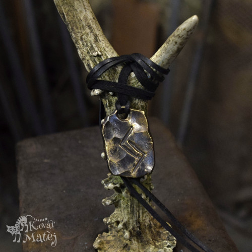 Runový amulet Jera