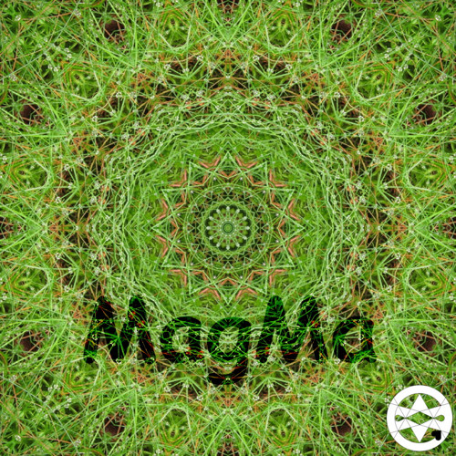 10-0009 Mandala - rosa v trávě