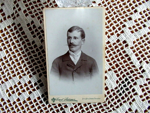 Poštmistr - kabinetka