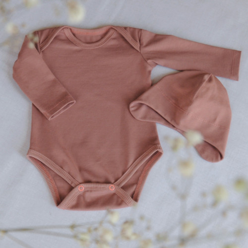 Body a čepička Clay pink 56/62 — foto 1