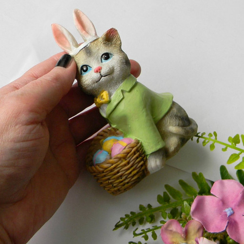 Plný košíček velikonočních vajíček-figurka - 13cm