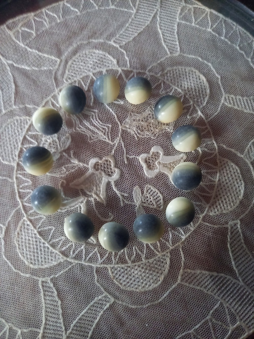 Zajímavé knoflíky s očkem sada 15 ks