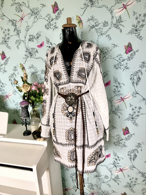 Šaty boho vyšívané famous — foto 1