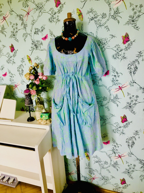 Šaty vyšívané baby doll — foto 1