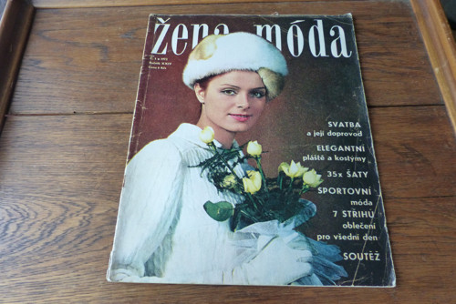 Časopis Žena a móda, číslo 1/1972, střihy!