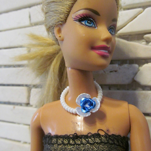 Náhrdelník pro Barbie - modrý 2 — foto 1