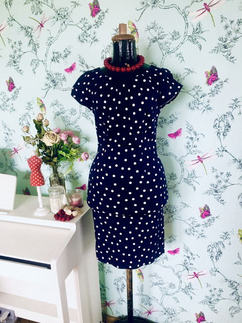 Šaty retro pin-up Dots — foto 1