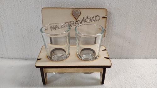 Lavička na panáky