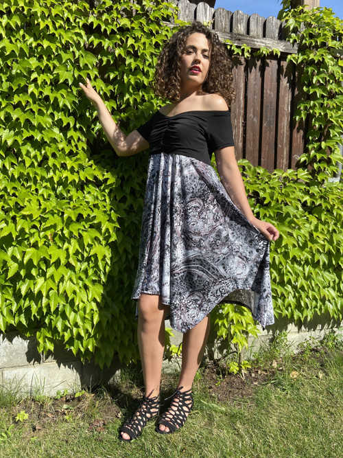 Šaty Claudia - černošedé 42-44 VELIKOST SLEVA — foto 1