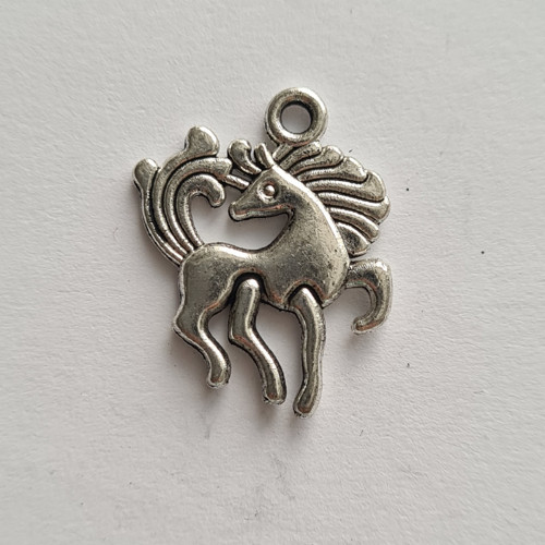 Přívěsek - kůň Zlatohřívák 24x20 mm, 5 ks