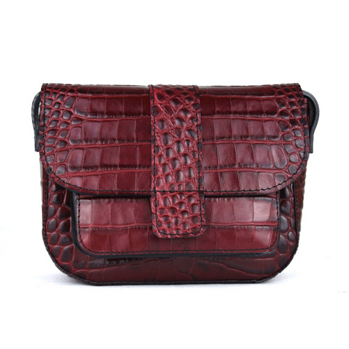Malá kožená kabelka crossbody s dezénom krokodíla