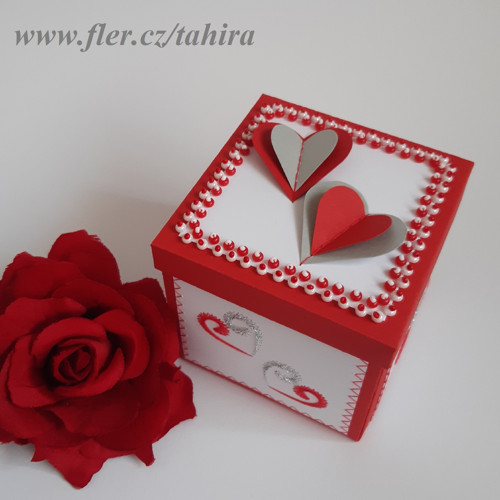 Exploding box srdíčka červeno stříbrná — foto 1