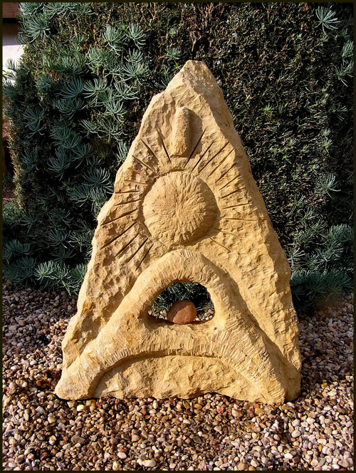 Menhir - *Slunovrat — foto 1