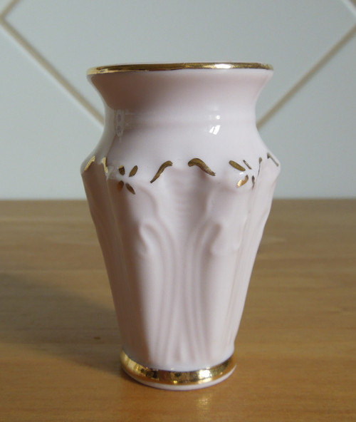 Retro vázička, růžový porcelán