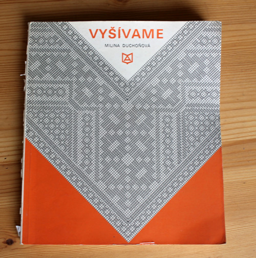 Vyšívame - Milina Duchoňová