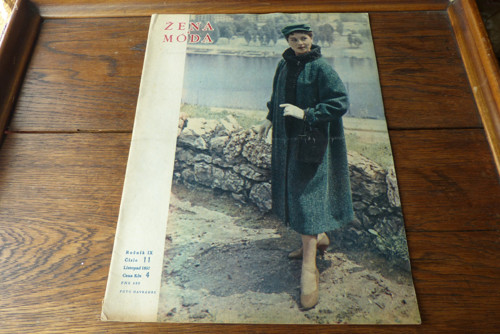 Časopis Žena a móda, číslo 11/1957 — foto 1