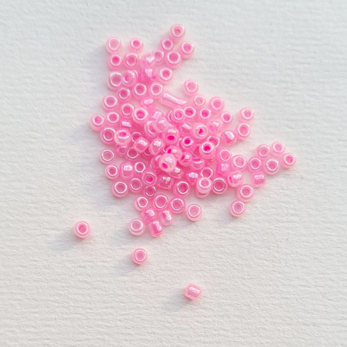 Skleněný rokajl růžový lesklý, 2 mm, 20g