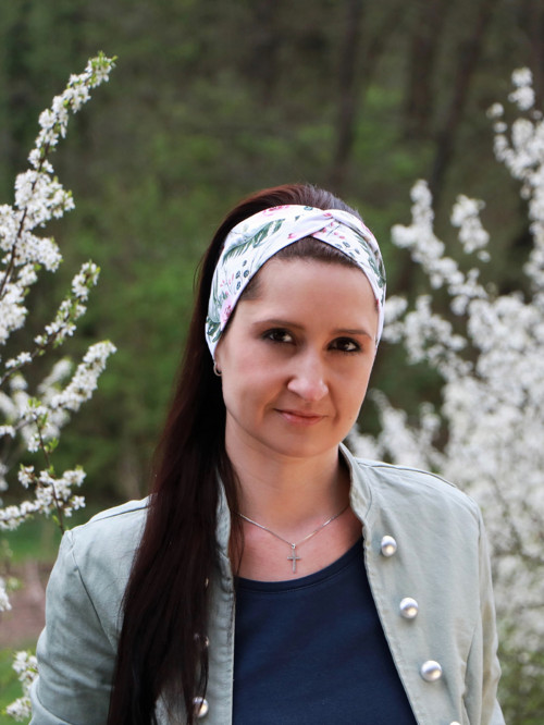 Prekrížená úpletová čelenka rose