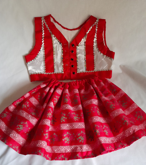 Sukně, sukýnka kroj, folklor. — foto 1