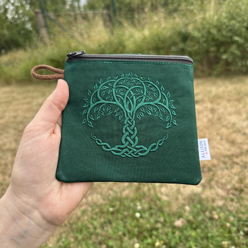 Kapsička velká Strom Yggdrasil — foto 1