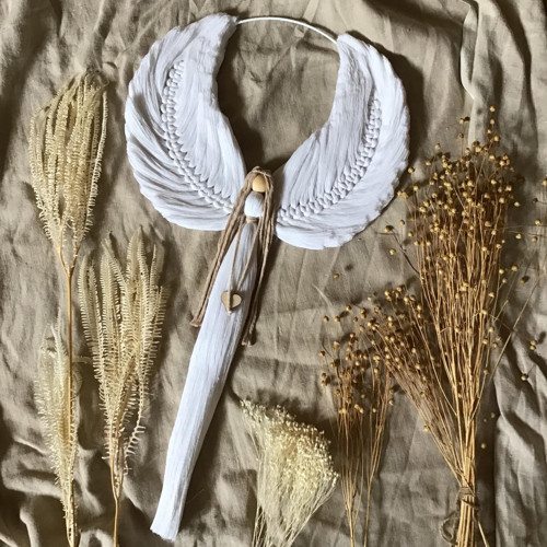 Macramé anděl na kruhu