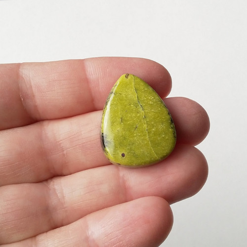 Atlantisit 120 kabošon 25 x 20 x 6 mm