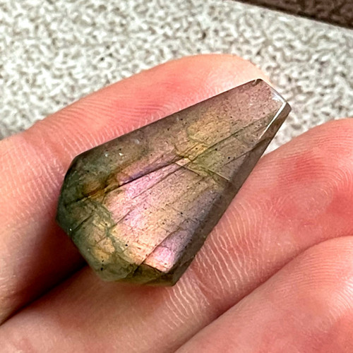 Labradorit kabošon freeform / 24x16x4mm G-01