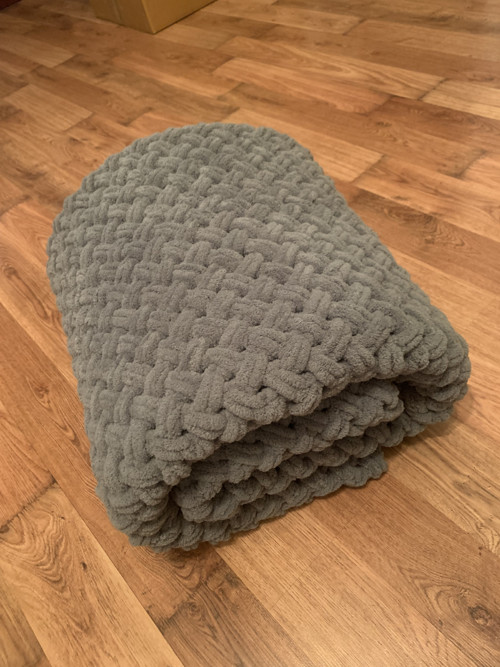 Maxi deka Puffy 140x170 cm v industriální šedé