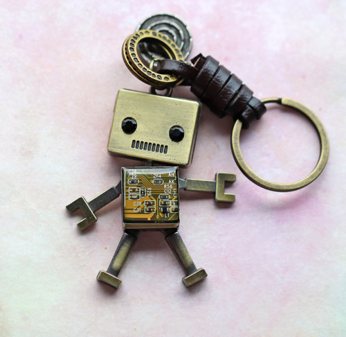 IT Robot - klíčenka — foto 1