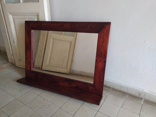 Zrcadlo z masivu s poličkou - 100 x 70cm