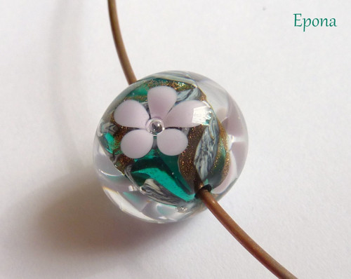 Vinutka CCCXLVII - 20 x 16 mm
