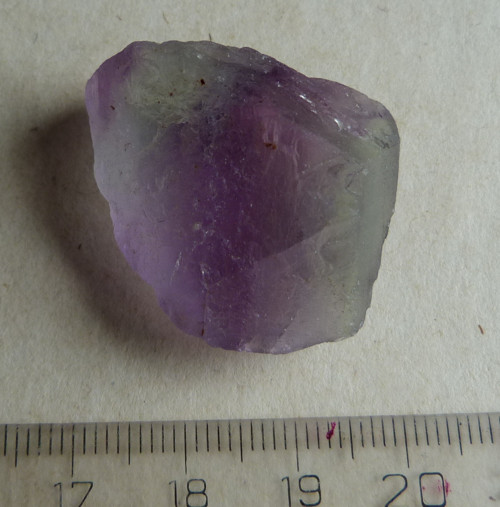 Fluorit surový - 3,4 cm