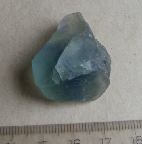 Fluorit surový - 3,2 cm — foto 1