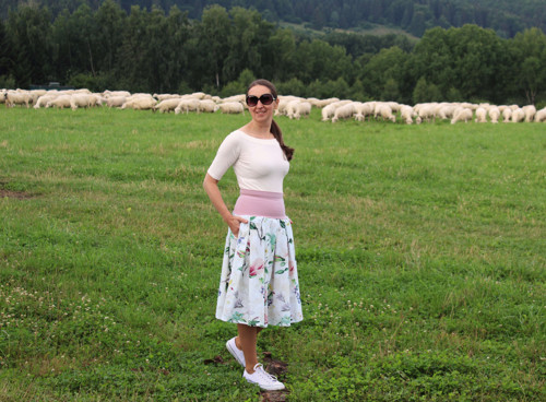 Bavlnená sukňa bielo-ružová