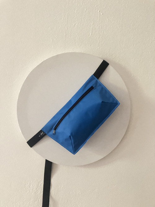Crossbody v modré — foto 1