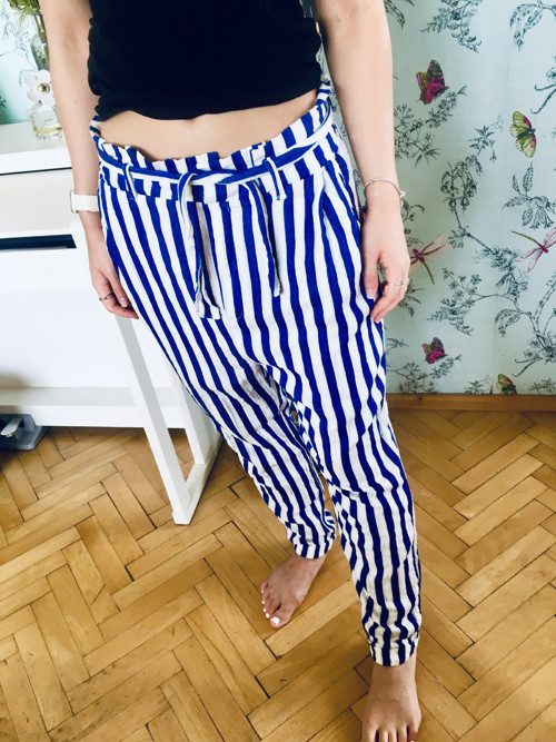 Kalhoty lněné v proužku — foto 1