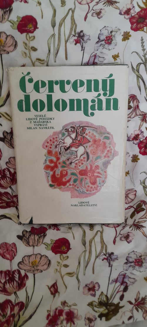 Červený dolomán — foto 1
